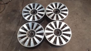 Jogo 4 Rodas Multi-furos 17" Audi A6 2.8 24V 1994/1995 com detalhes