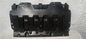 Tampa Frontal do Motor Suzuki Grand Vitara 2.0 – 2009 a 2015 com detalhe