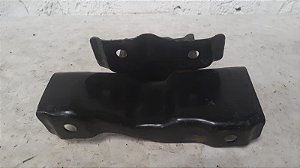 Suporte Central do Para-choque Traseiro Mitsubishi Pajero TR4 – 2006