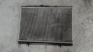 Radiador Revisado Mitsubishi Pajero TR4 2.0 Automatico 2005