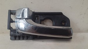 Maçaneta Interna Porta Dianteira Esquerda Kia Carnival 3.5 24V 2012