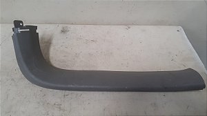 Acabamento Tampa Traseira Esquerda Kia Carnival 3.5 24V 2012