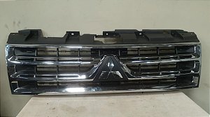 Grade Dianteira Outlander 2.4 16V 2011-2014 C/ Detalhes