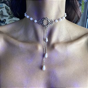 Choker Vintage Branca Pérola retrô