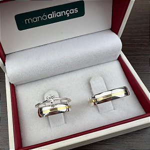 Par de Alianças Prata tradicional 5mm  friso dourado 18k + solitário  cód. 52