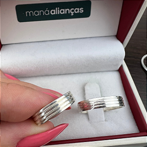 Par de Alianças Prata reta 3mm frisos M03