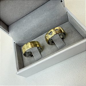 Par de Alianças Quadrada 8mm em Moeda Antiga coração vazado