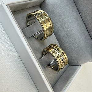 Par de Alianças Quadrada 8mm em Moeda Antiga 15 pedras