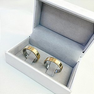 Par de Alianças Quadrada 4mm em Moeda Antiga