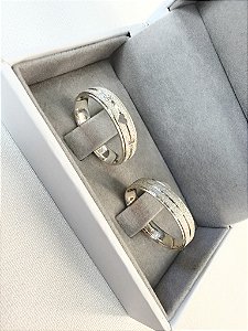 Par Aliança Diamantada Coração Vazado Prata Cód 73