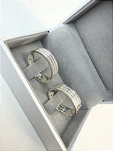 Par Aliança Prata 6mm Pedra Toda Volta