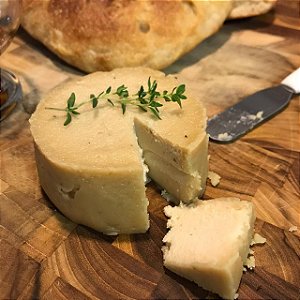 Queijana Curada Natural