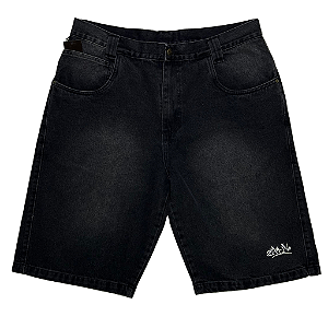 BERMUDA JEANS ESCURO CORTE RETO PRETA 1