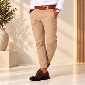 Calça de Sarja Chino