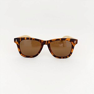 Oxiom tartan com madeira clara