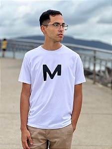 Camiseta Básica Essentials Menalmei Branca