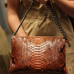 Bolsa Python Três Repartições Whisky