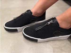 Tênis Tricô com Fecho Preto