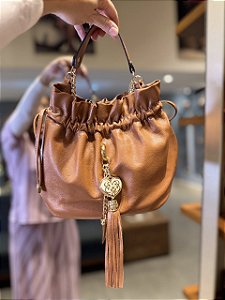 Bolsa Saco Charms Caramelo