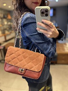 Bolsa Matelassê Tampa Camurça Caramelo e Bordô