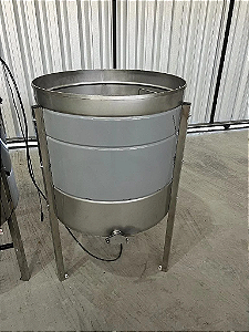 Centrifuga para Secagem de Alimentos Legumes & Hortaliças com Cesto Removível em Inox