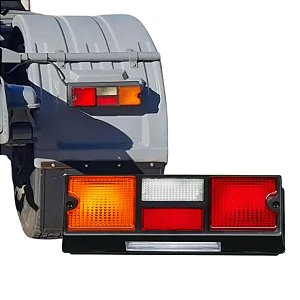 LANTERNA TRASEIRA PARA SCANIA 113/143 COM VIGIA LE TRICOLOR