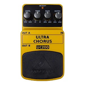 Pedal BEHRINGER UC200 p/ Guitarra Ultra Chorus Amarelo