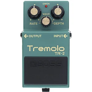 PEDAL BOSS TR-2 TREMOLO P/ GUITARRA
