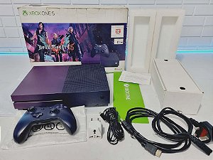 468- Console Xbox One S edição Devil May Cry 5