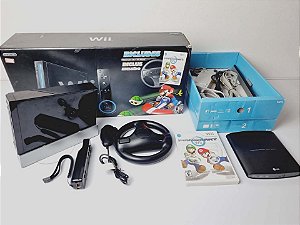 478- Console Wii + Mario Kart Longbox