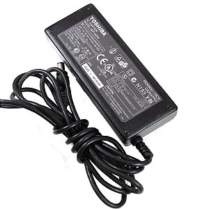 Fonte Notebook Toshiba 15V 4A 100-240V Bivolt