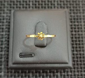Anel Flor em Aço Inox Dourado - Tam 14