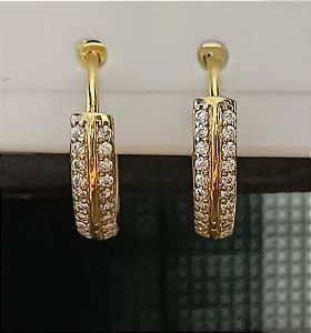 Brinco Argola Click com Zircônias Banhada a Ouro 18k - Tamanho G