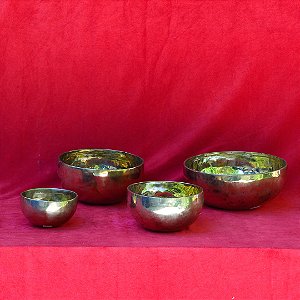 Kit de 4 Taças Douradas