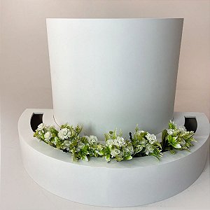 MESA COM FLOREIRA