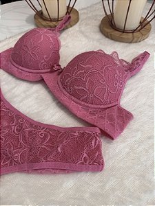 Conjunto sutiã com bojo e com aro