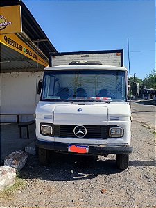 Caminhão Mercedes 608, ano 1980, baú, mecanica muito boa, bom de pneus, bom estado