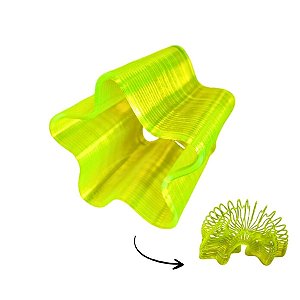 Estrela Rosa Lembrancinha Brinquedo Mola Maluca Estrela - Amarela - 1 unidade - Rizzo