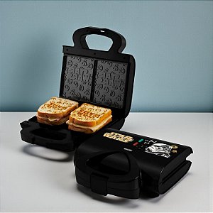 Sanduicheira Elétrica - Star Wars - Preta - 127V - Disney Original - 1 unidade - Mallory