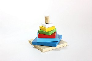 PIRÂMIDE DE ENCAIXE QUADRADA