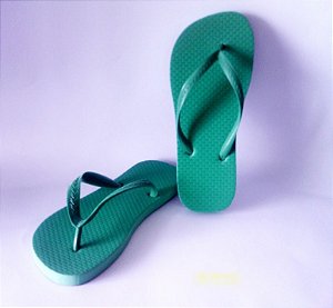 CHINELO BORRACHA - VERDE MUSGO