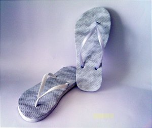 CHINELO MARMORIZADO - CINZA E BRANCO