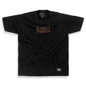 CAMISETA OVERSIZED BLESSED BASIC PRETA