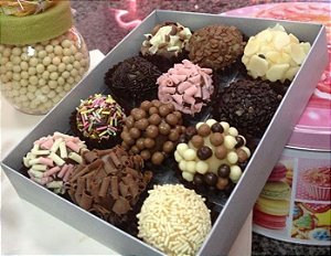 Caixa de Brigadeiros 02