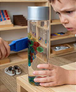 Vareta magnética infantil com discos translúcidos: atividade de coordenação motora com magnetismo