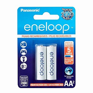 Kit com 2 Pilhas Recarregáveis Eneloop Std AA Pequena Panasonic