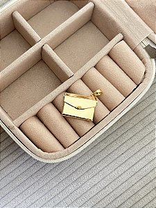 Pingente Envelope com Carta - Banhado a Ouro