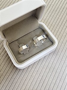 Par de Alianças 5mm Reta - Prata 950