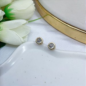 Brinco Ponto de Luz em Prata 925 Banhado a Ouro – Minimalismo e Sofisticação