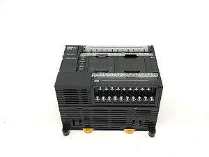 Clp 18 Entradas 12 Saidas Cp1e-n30dr-d Nova Na Caixa Omron